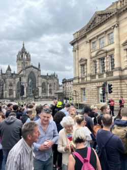 Crowds at Edenburgh