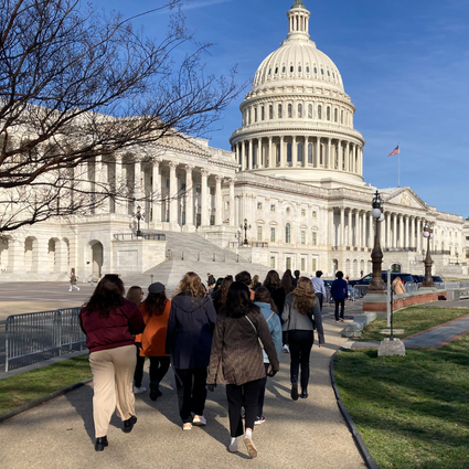 Students touring the US Capitol Building
