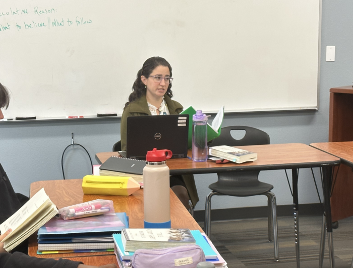 Anne Potts teaching in a classroom