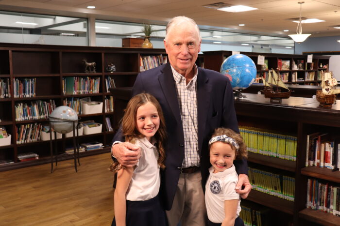 Former Vice President Dan Quayle with his granddaughters