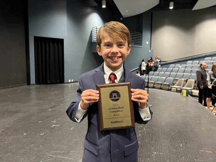2023 Bard winner with his plaque