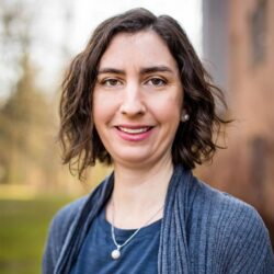 Amy Richards Headshot