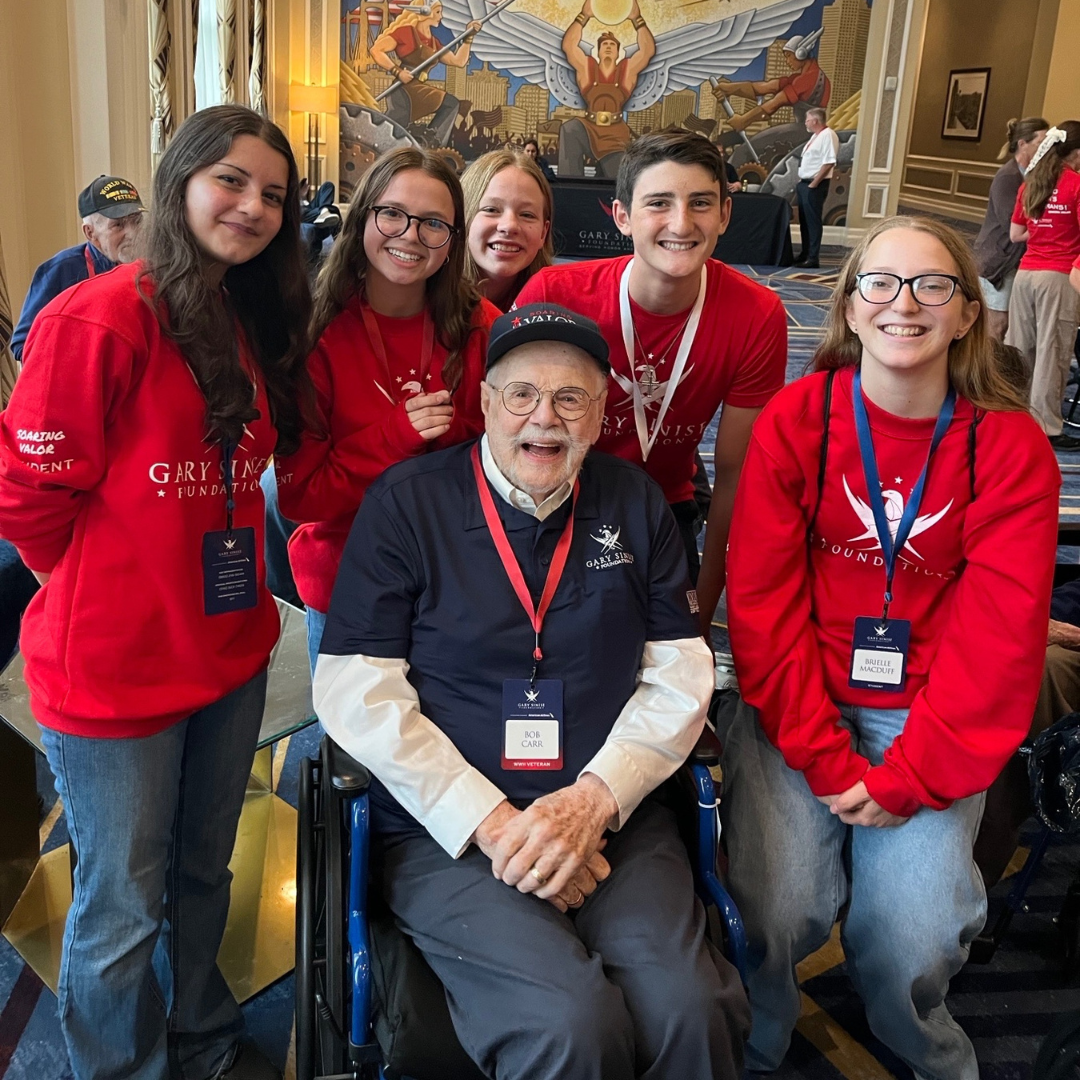 Anthem students with WWII Veteran