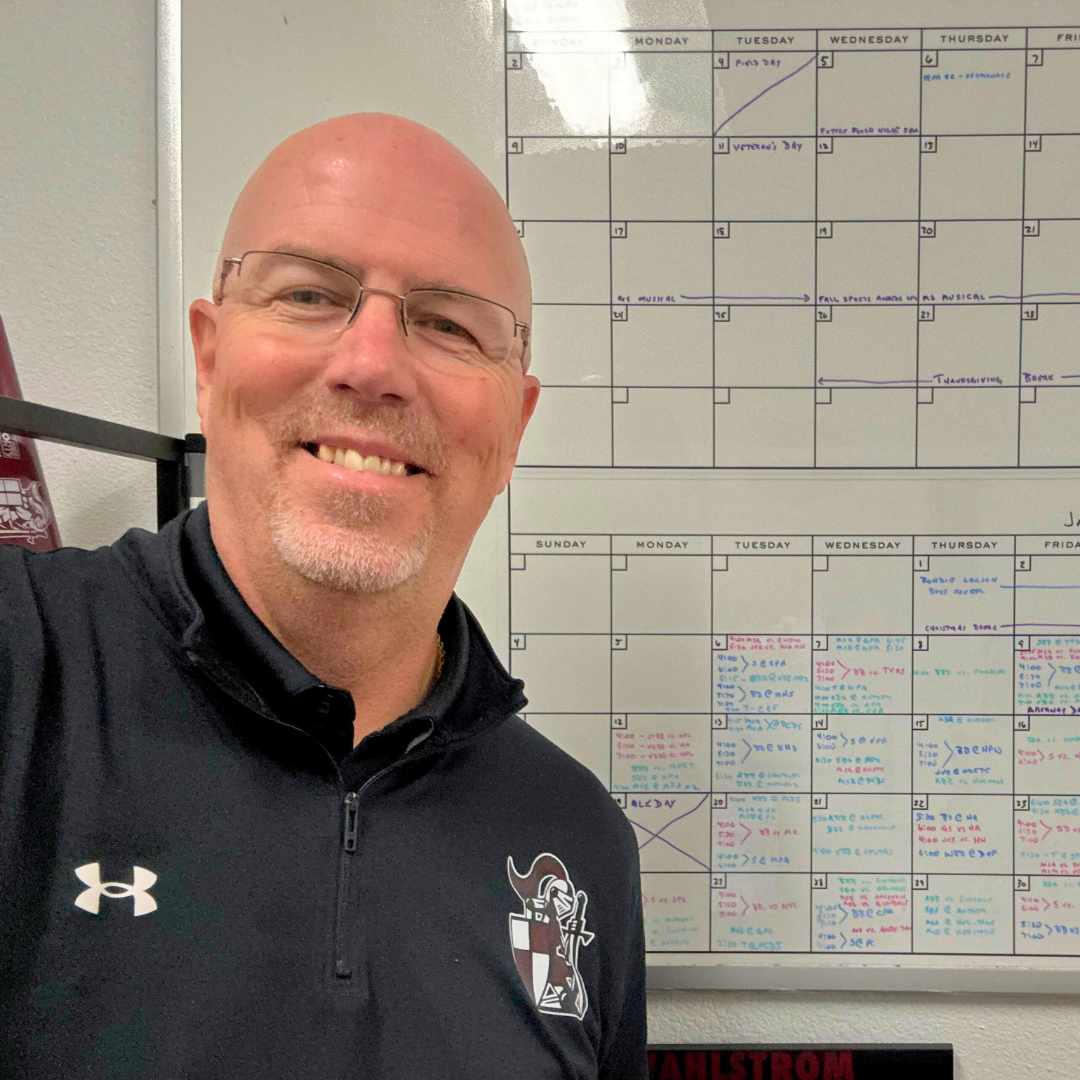 AD with wall calendar