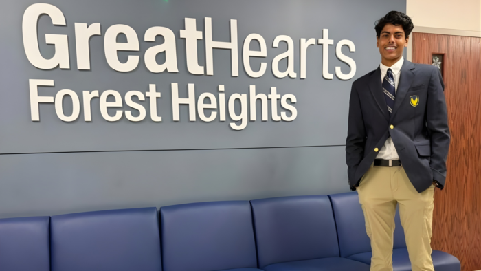 Dharshan Vjayakumar with GHFH sign