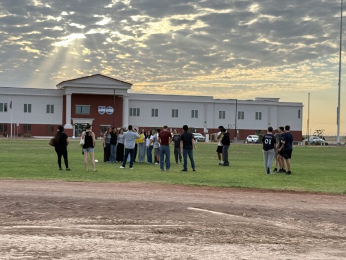 Seniors in front of GH Roosevelt