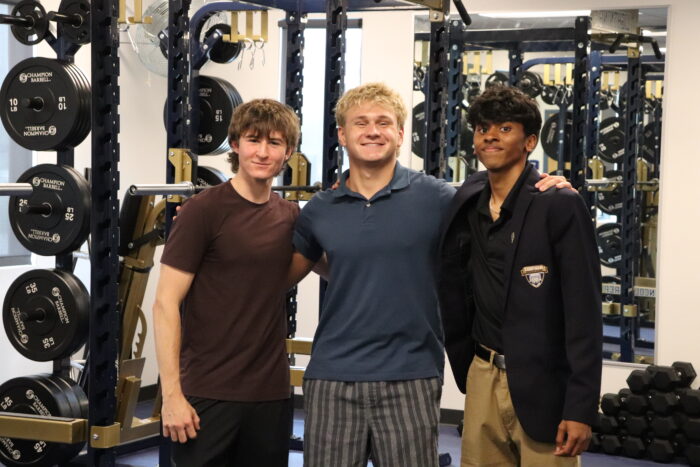 Students in weight room